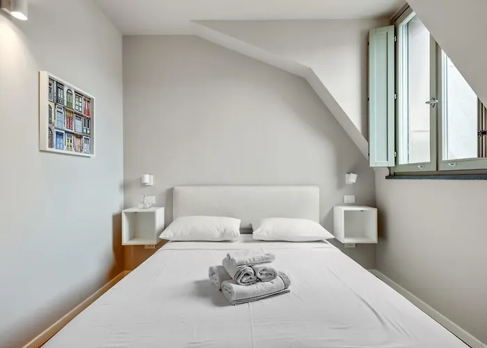 Beautiful Apartment In Chinatown And Sempione